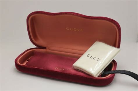 gucci sunglasses case velvet.